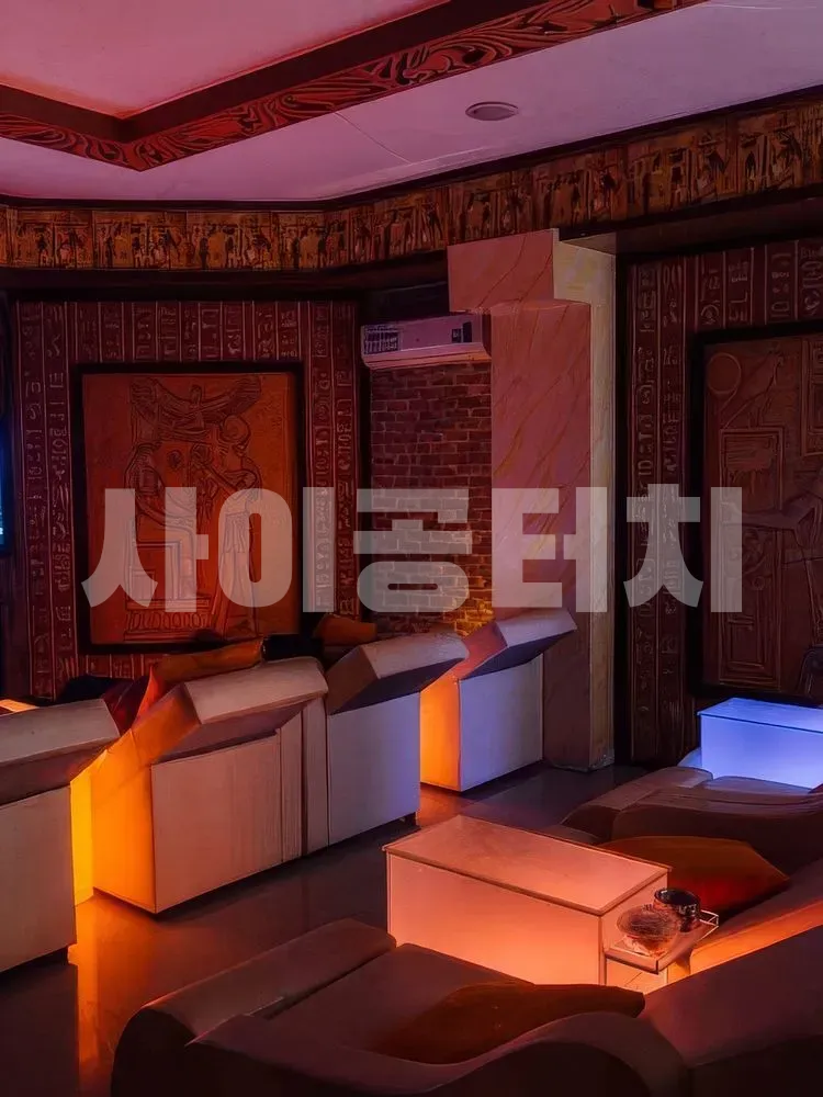 이집트 테마 휴식 공간 조명