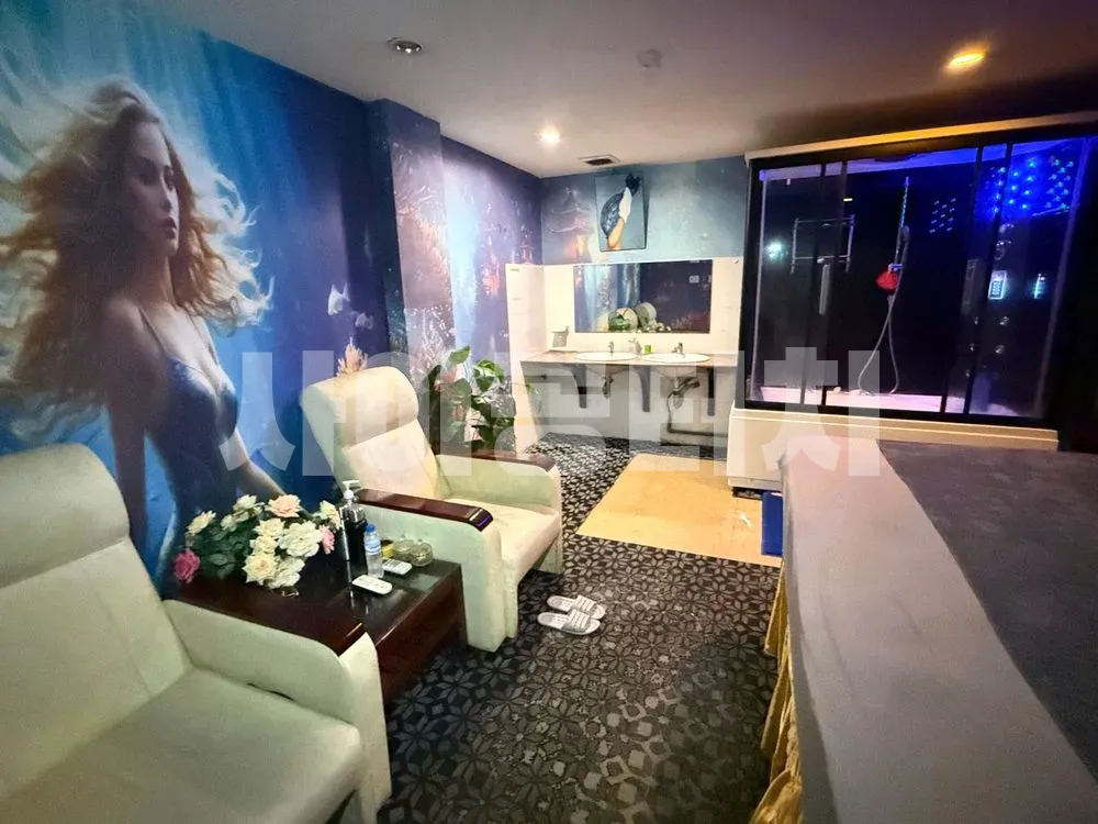 벽화 인테리어 대기실