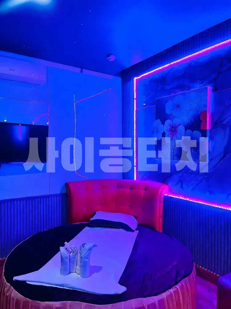 마사지 룸 침대